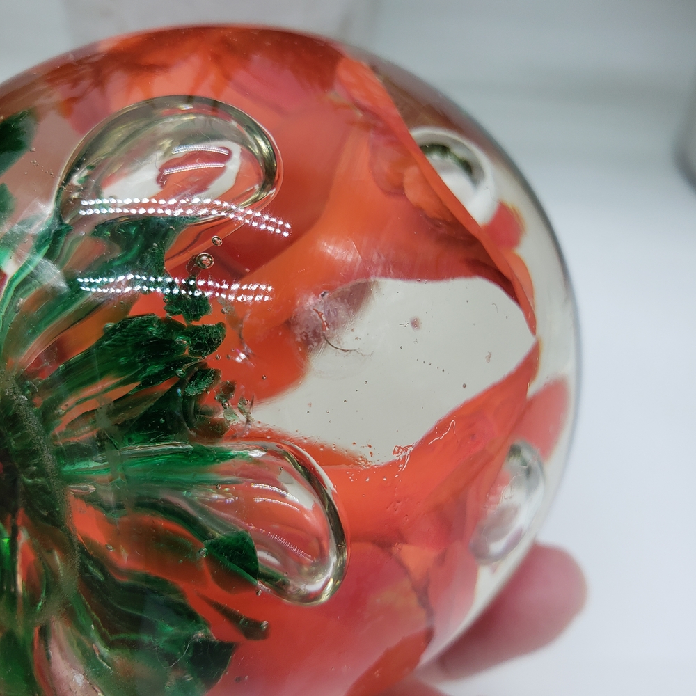 Joe St. Claire Art Glass Paperweight with Orange Trumpet-shaped Flowers - Picture 9 of 10